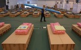[ẢNH] Số ca mắc Covid-19 tăng cao, Thái Lan biến sân bay thành bệnh viện dã chiến