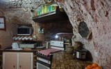 [ẢNH] Kỳ bí thị trấn sinh sống dưới lòng đất ở Australia