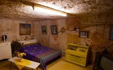 [ẢNH] Kỳ bí thị trấn sinh sống dưới lòng đất ở Australia