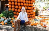 Ngôi làng cổ tích được làm từ 90.000 quả bí ngô để chào đón lễ hội Halloween