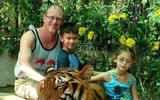 Độc đáo trại hổ Sriracha Tiger Zoo - lớn nhất châu Á