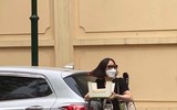 Những chiếc túi xách 'có một không hai' của nhân viên di tích Nhà tù Hỏa Lò