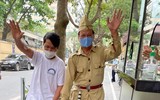Những chiếc túi xách 'có một không hai' của nhân viên di tích Nhà tù Hỏa Lò