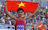 Hàng nghìn khán giả đến SVĐ Mỹ Đình 'tiếp sức' đội tuyển điền kinh Việt Nam 