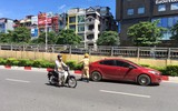 Uống bia xong đưa con đi học, người đàn ông 'dính' vi phạm nồng độ cồn