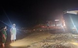 Lực lượng Công an đội mưa giúp dân khắc phục hậu quả bão số 4