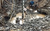 Toàn cảnh vụ giải cứu bé trai 10 tuổi rơi xuống trụ bê tông sâu 35m