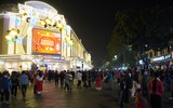 Người dân cả nước tưng bừng đón Năm mới