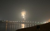 Người dân cả nước tưng bừng đón Năm mới