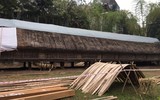 Những 'kiến trúc sư' còn sót lại của nhà dài Ê-đê