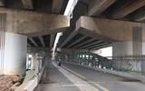 Cầu vòm sắt vượt hồ Linh Đàm 65 tỷ đồng vắng người qua lại