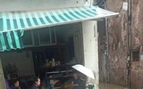 Hà Nội: Nhiều nơi bị ngập sâu sau trận mưa trưa 11/8