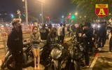 Lực lượng 141 trắng đêm tuần tra, vây bắt 'quái xế'