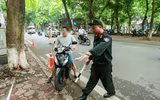 Hiệu quả rõ rệt từ 5 tổ công tác 'đặc biệt' hoạt động giờ cao điểm 
