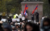 [ẢNH]: Các nhà hoạt động đối lập Armenia kêu gọi Thủ tướng Pashinyan từ chức