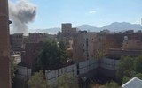 [[ẢNH]: Saudi Arabia ném bom sân bay Sanaa khi Houthi áp sát thành phố chiến lược