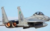 [[ẢNH]: Saudi Arabia ném bom sân bay Sanaa khi Houthi áp sát thành phố chiến lược