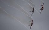 [ẢNH] Chỉ trong vài giờ, không quân Nga tiến hành hơn 30 cuộc không kích ở Trung Syria