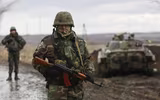 [ẢNH] Quân đội Ukraine tập trận, sẵn sàng tấn công ở Crimea