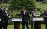 Phương Tây viện trợ Ukraine chống Nga: Nhiều thế hệ còng lưng trả nợ ‘lòng tốt’