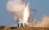 Hàng trăm tên lửa Nga bất ngờ di chuyển khiến Ukraine hoang mang