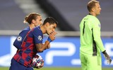 [ẢNH] Messi ôm mặt đau khổ trong đêm kinh hoàng của Barca