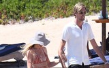 Sắc vóc đáng mơ ước của siêu mẫu vợ Peter Crouch ở tuổi 34