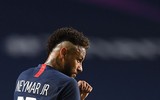 [ẢNH] Neymar ôm mặt khóc nức nở sau thất bại của PSG