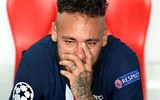 [ẢNH] Neymar ôm mặt khóc nức nở sau thất bại của PSG