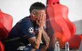[ẢNH] Neymar ôm mặt khóc nức nở sau thất bại của PSG