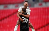 [ẢNH] Aubameyang tưởng nhớ 