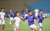 [ẢNH] Á hậu Huyền My đến sân cổ vũ 