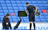 Cận cảnh trận thắng nghẹt thở bằng quả penalty phút bù giờ thứ 10 của M.U