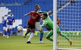 Cận cảnh trận thắng nghẹt thở bằng quả penalty phút bù giờ thứ 10 của M.U