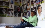 [ẢNH] Ronaldo gây sốt khi cười giòn tan cùng đàn em Mbappe