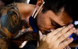 [ẢNH] Người hâm mộ khóc cạn nước mắt tiếc thương Maradona