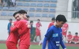 [ẢNH] Loạt trận 10h sáng 27-12