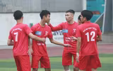 [ẢNH] Loạt trận 10h sáng 27-12