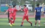 [ẢNH] Loạt trận 9h sáng 27-12