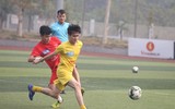 [ẢNH] Thắng tưng bừng, THPT Phùng Khắc Khoan giành vé vào bán kết