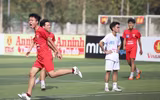 [ẢNH] THPT Hoàng Mai vào chung kết sau màn rượt đuổi tỉ số nghẹt thở