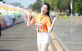 [ẢNH] Những người đẹp 'tỏa sáng' trên đường chạy Pleiku