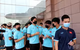 [ẢNH] HLV Park, Công Phượng, Quang Hải và ĐT Việt Nam xét nghiệm Covid-19