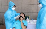 [ẢNH] HLV Park, Công Phượng, Quang Hải và ĐT Việt Nam xét nghiệm Covid-19