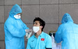 [ẢNH] HLV Park, Công Phượng, Quang Hải và ĐT Việt Nam xét nghiệm Covid-19