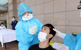 [ẢNH] HLV Park, Công Phượng, Quang Hải và ĐT Việt Nam xét nghiệm Covid-19