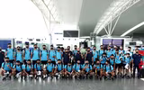 [ẢNH] ĐT Việt Nam phấn chấn lên chuyên cơ sang UAE