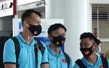 [ẢNH] ĐT Việt Nam phấn chấn lên chuyên cơ sang UAE