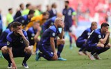 [ẢNH] Toàn cảnh vụ Eriksen đột quỵ trên sân khiến châu Âu bàng hoàng