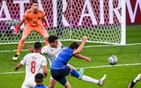 [ẢNH] Toàn cảnh trận bán kết đầy cảm xúc của Italia trước Tây Ban Nha